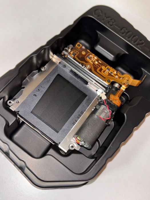 Затвор на Canon eos r оригінал