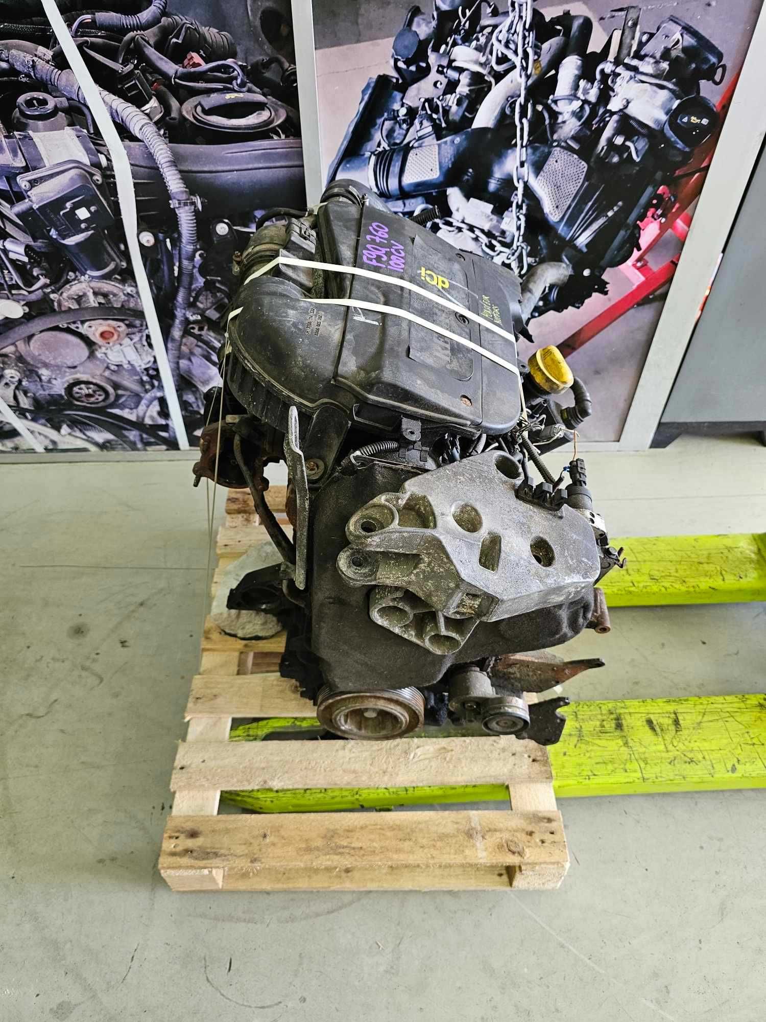 Motor Renault Traffic 1.9 DCI 2005 de 100cv, ref F9Q 760