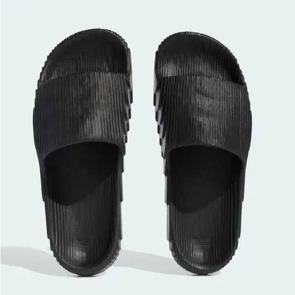 Оригінальні шльопки Adidas Adilette 22