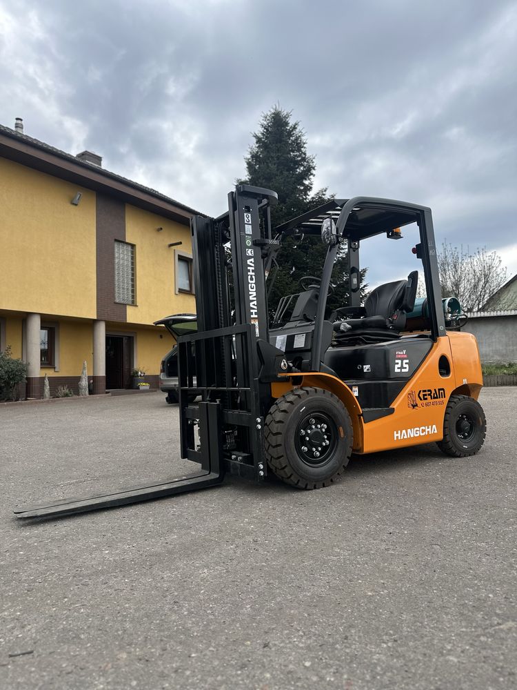 Nowy Wózek widłowy Hangcha 2,5 t