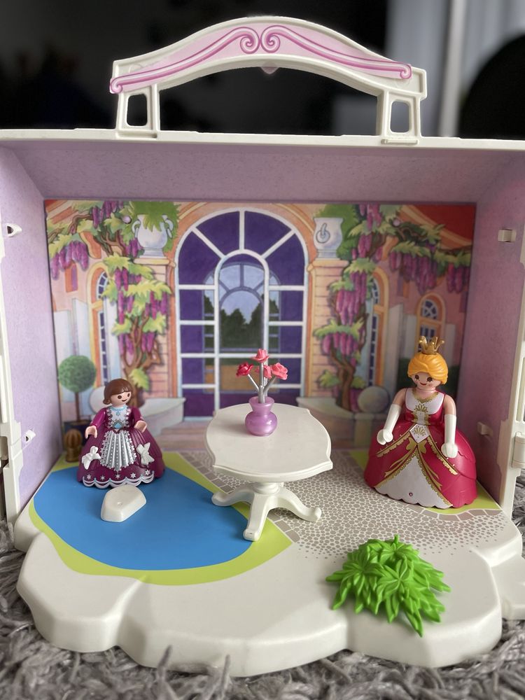 Pałac Playmobil zamek księżniczka królowa walizka