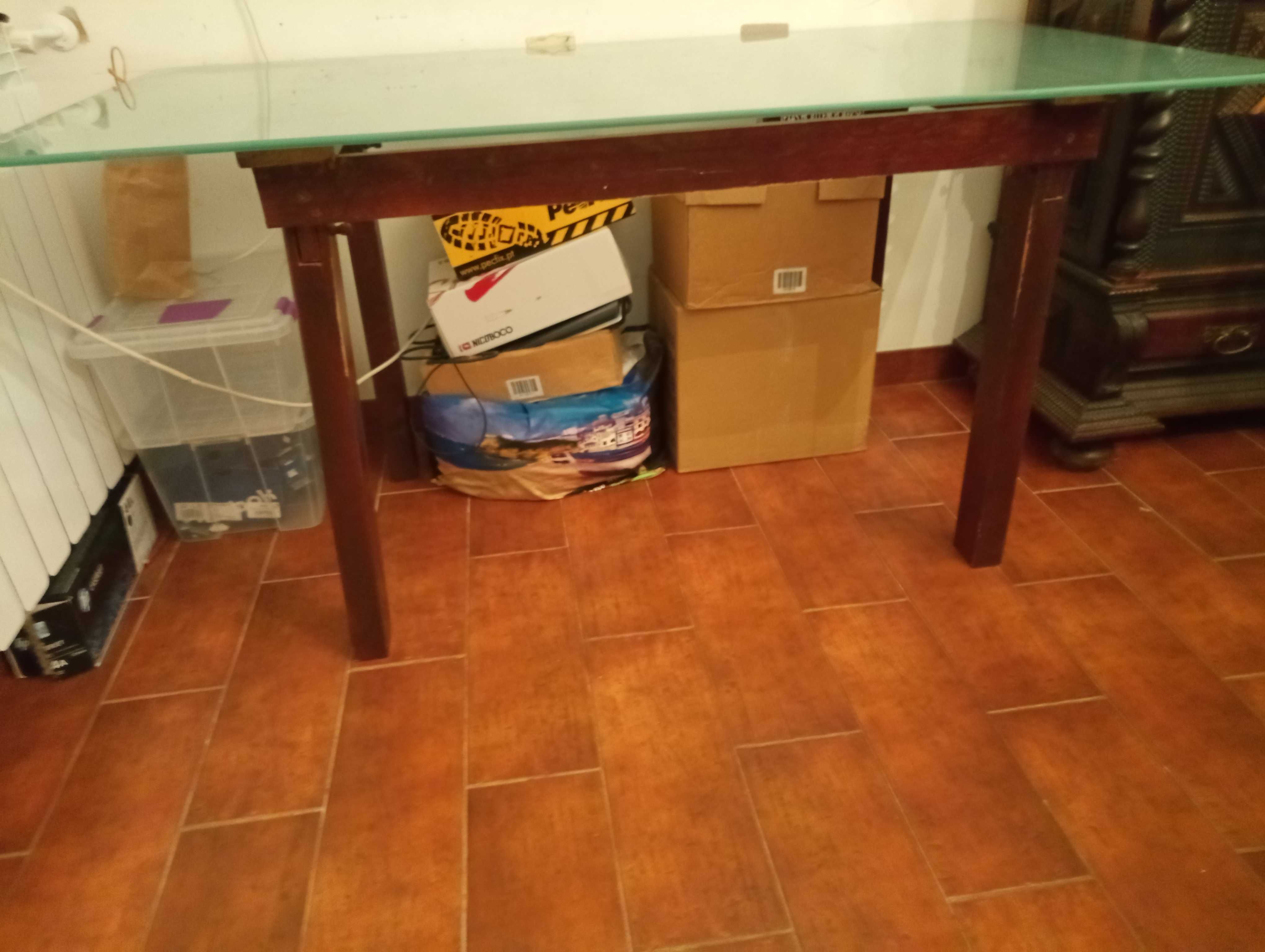 mesa de cozinha/ secretária de escriório