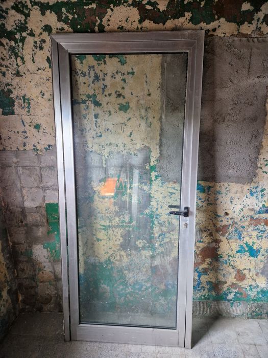 Porta Alumínio com Vidro Duplo