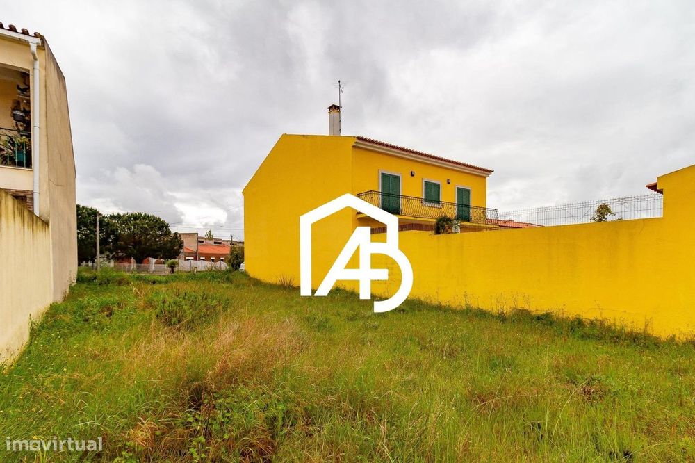 Terreno urbano para construção – Benfica do Ribatejo, Almeirim