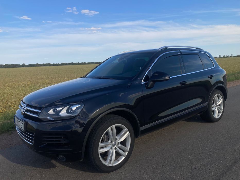 Продам Volkswagen Touareg 2011 року 3.0 дизель.
