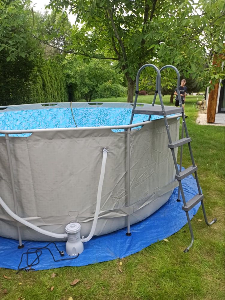 Basen 360x122 cm