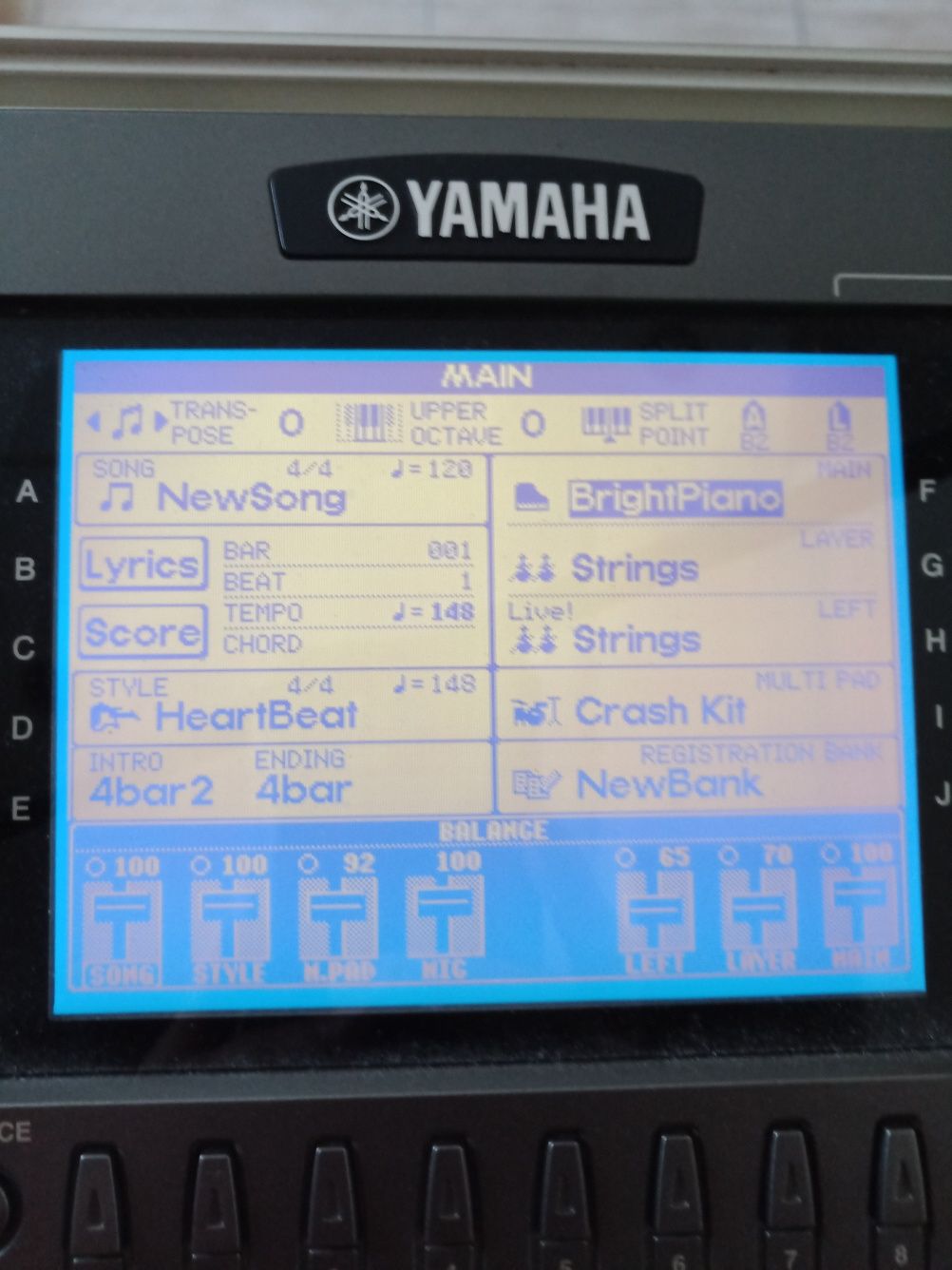 Keyboard Yamaha PSR - 2000