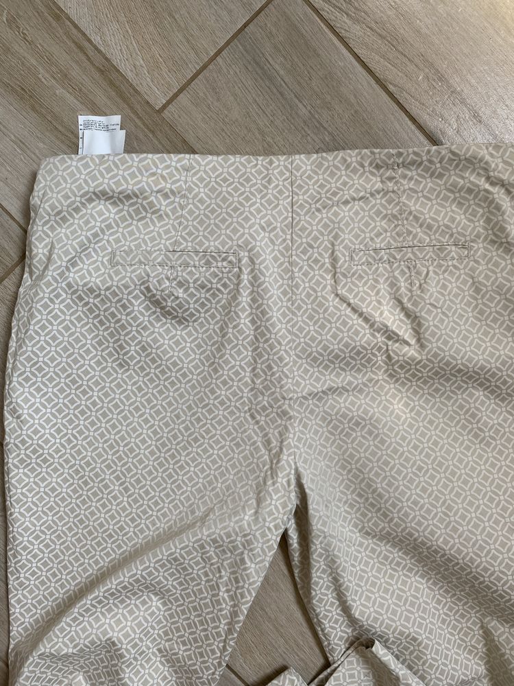 Materiałowe beżowe spodnie/cygaretki Gerry Weber, lekkie piekne jasne