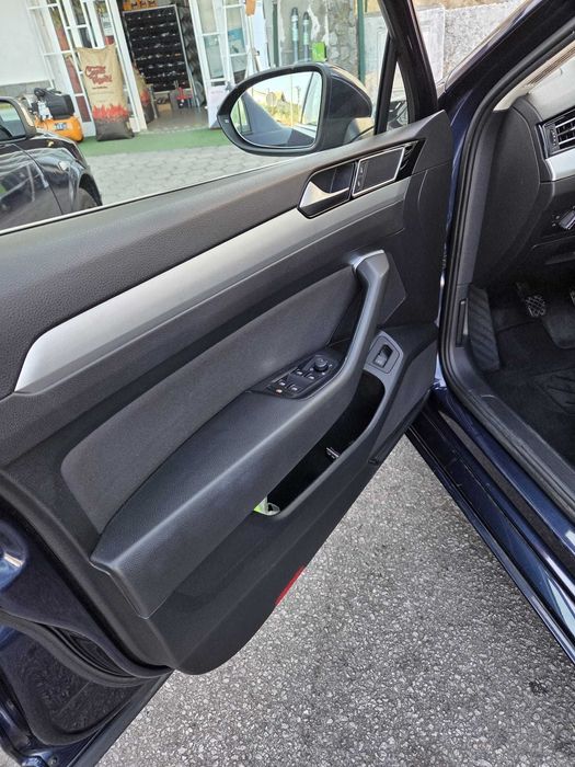 Volkswagen Passat 1.6 TDI BlueMotion 120cv - Confortline