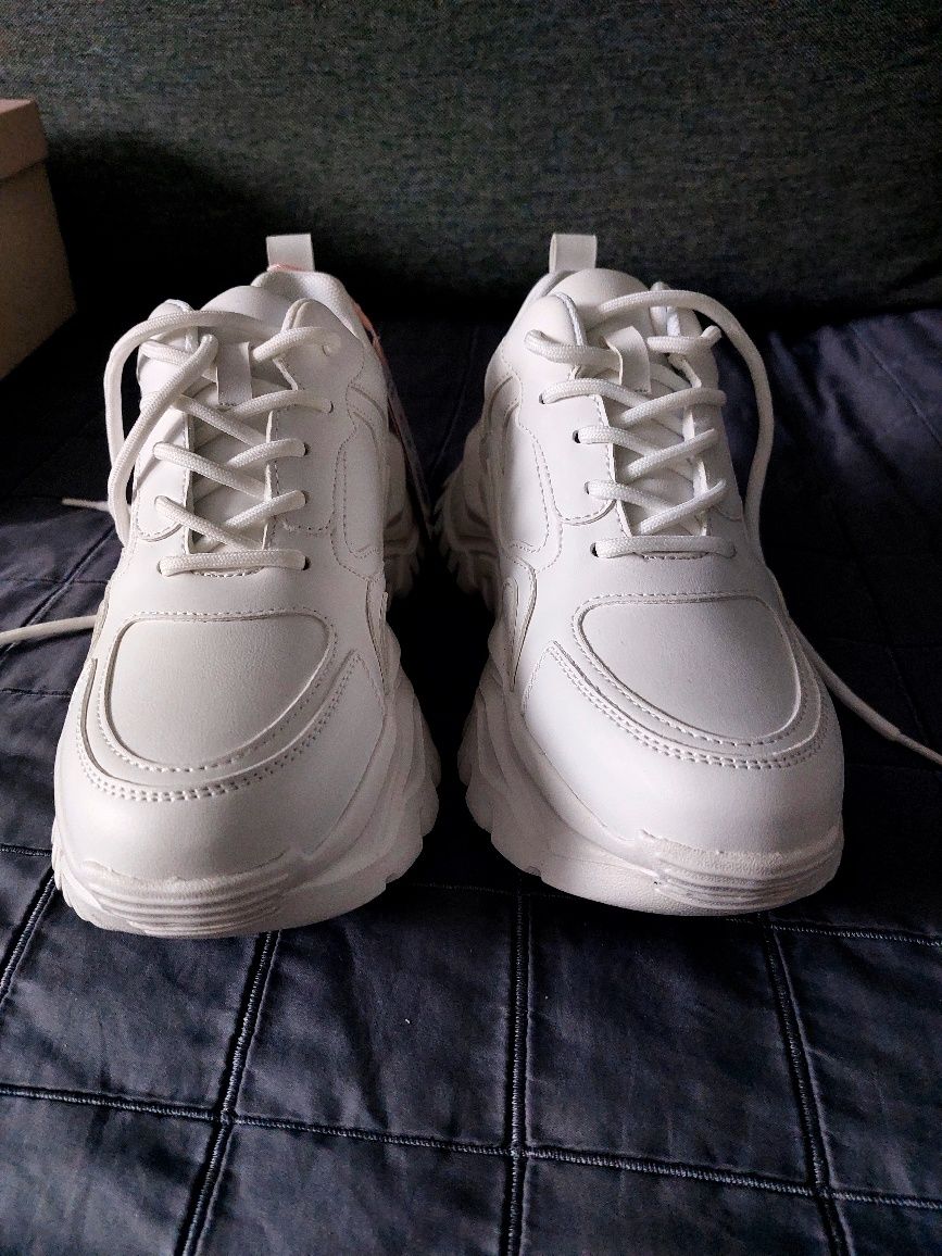 Buty sportowe, adidasy, trampki damskie, rozm. 36.