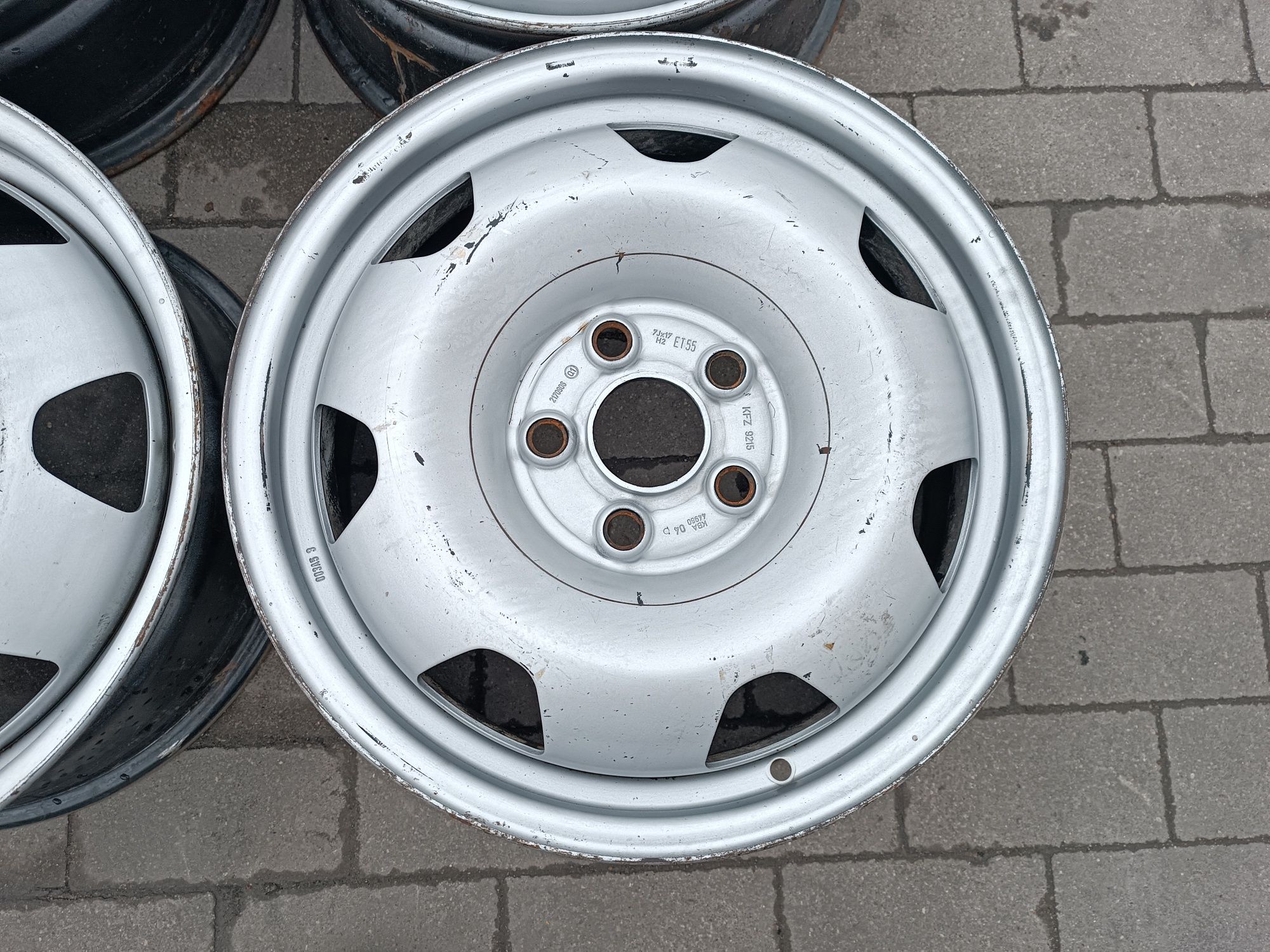 Felgi stalowe VW T5 T6 Multivan Caravelle 5x120 ET55 7J17