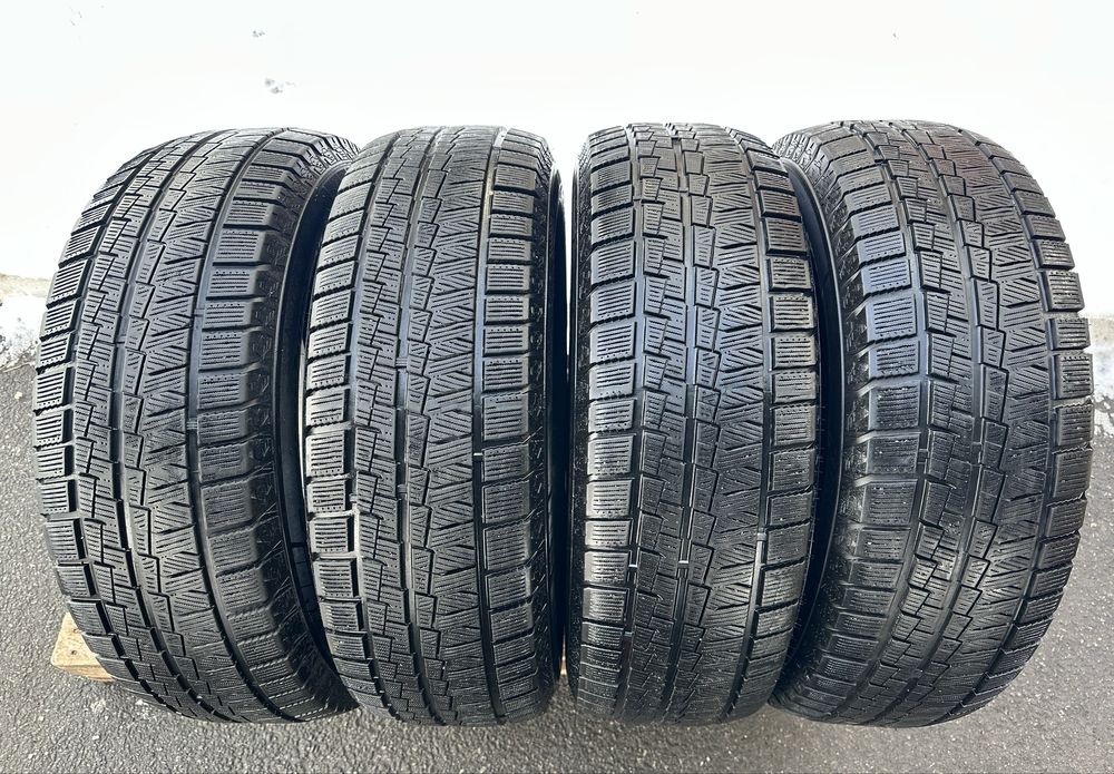 Шини 225 65 17 102T Kapsen Snowshoes AW33 комплект