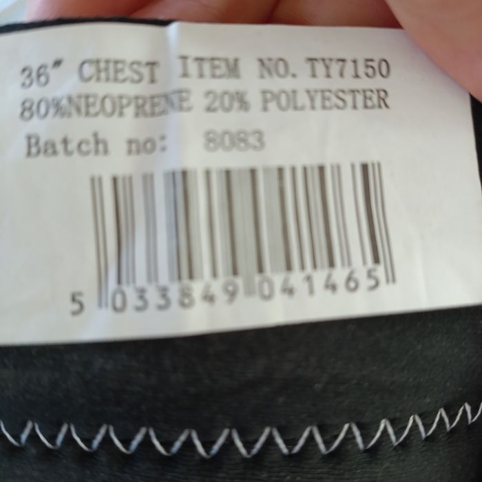 Продам недорого.Гідрокостюм.