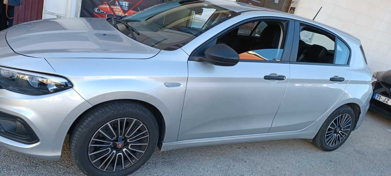 ALUGUER VIATURA TVDE - Uber e Bolt - Fiat Tipo Diesel 2022