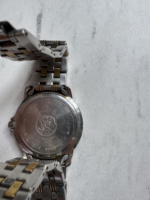 Годинник Tissot, чоловічі, бу гарний стан.