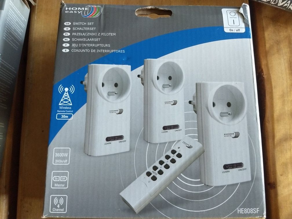 Gniazda zdalnie sterowane plus centralka Ethernet Smart Home HE840ipdo