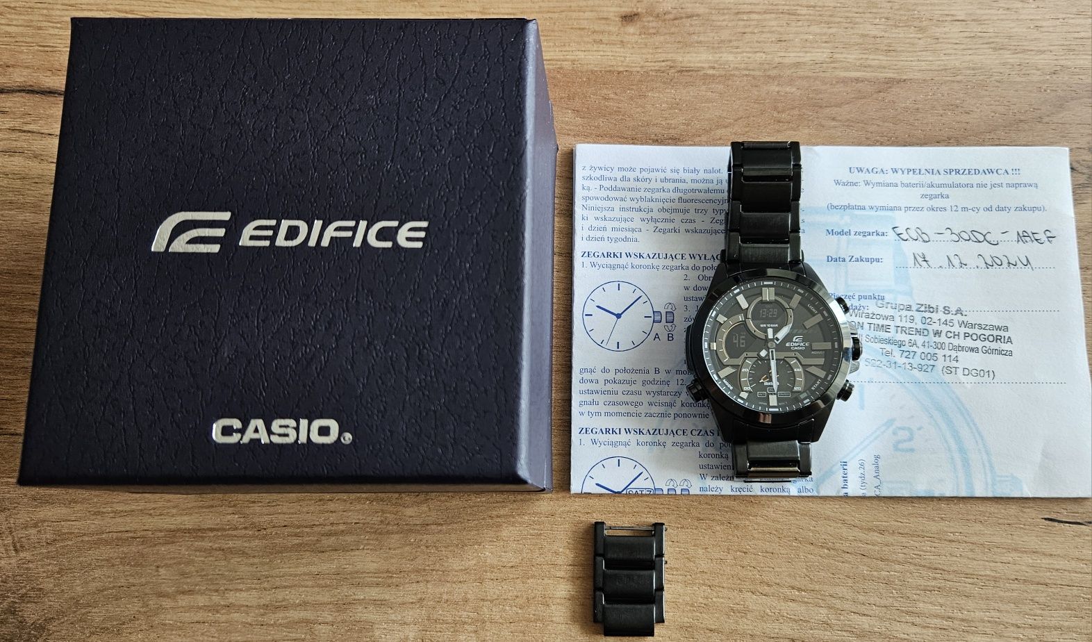 Zegarek Casio Edifice ECB-30DC-1AEF
