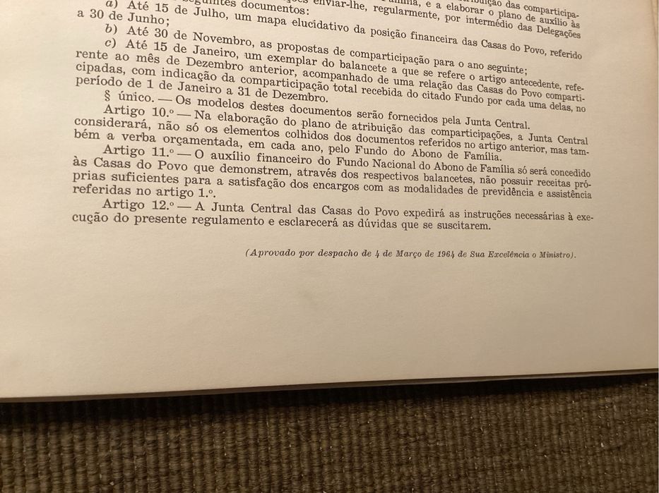 Livro - A TERRA E O HOMEM - Casas do Povo. 1966. Muito RARO.