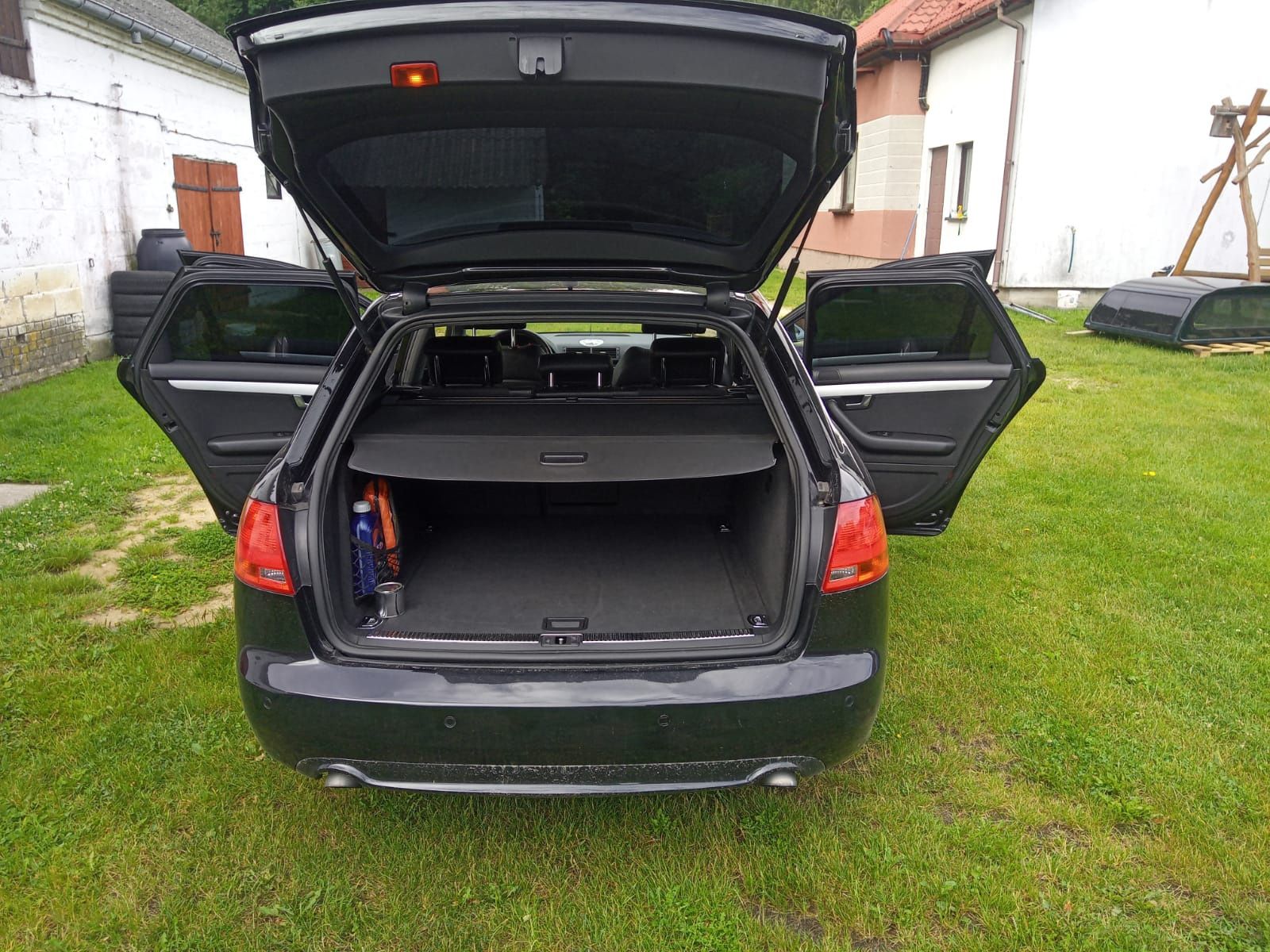 Sprzedam Audi A4 B7 2.0tdi S Line