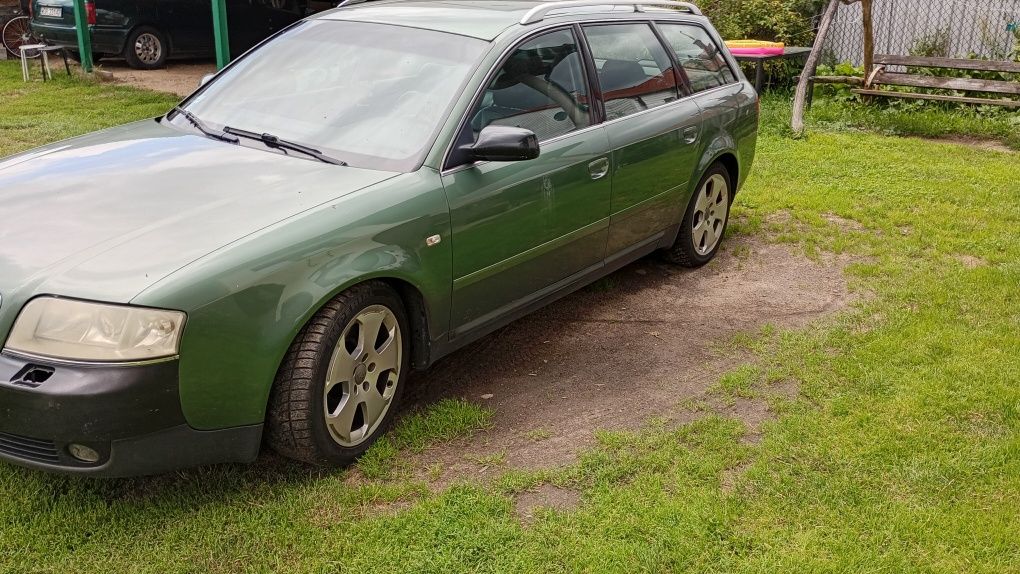 Sprzedam samochód osobowy Audi A6