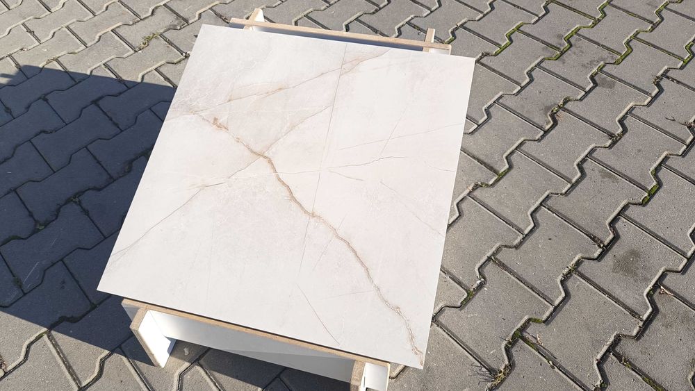 Gres szkliwiony polerowany do łazienki kuchni odcień beżu onyx Ex245