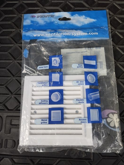 Вентиляційна решітка Vents,  15*15, біла, нова.