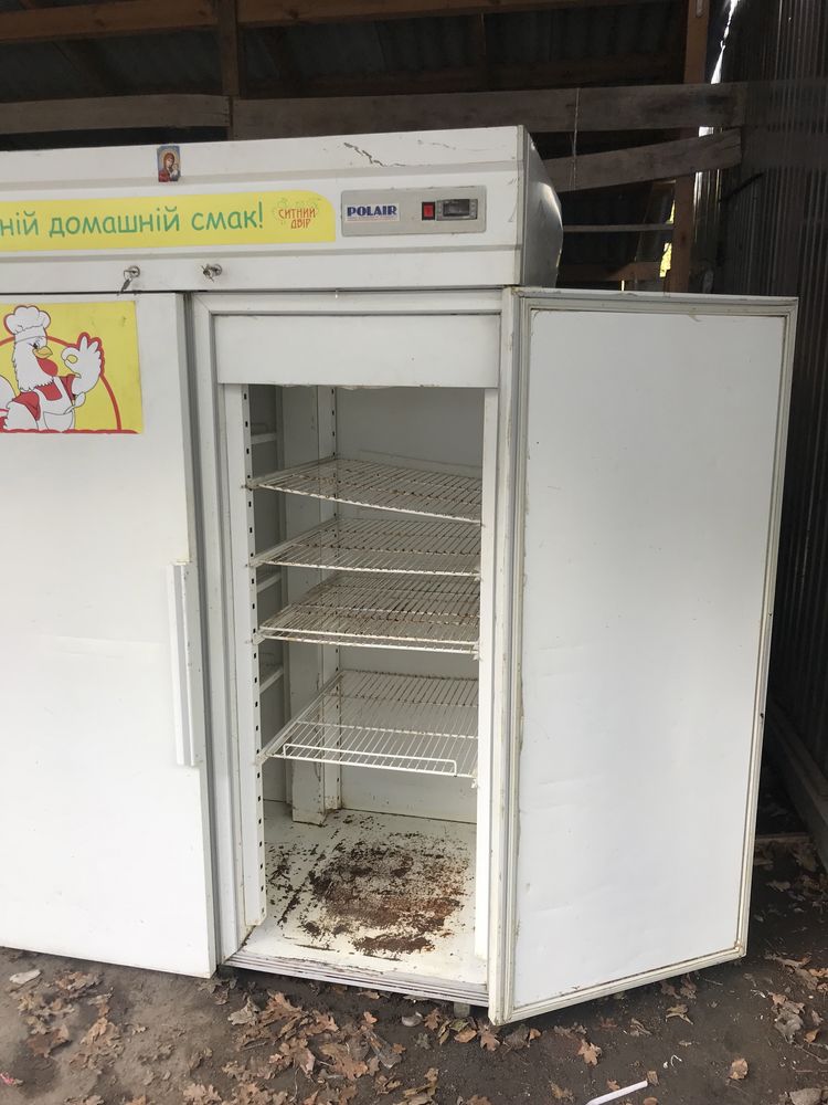 Продам холодильник шкаф