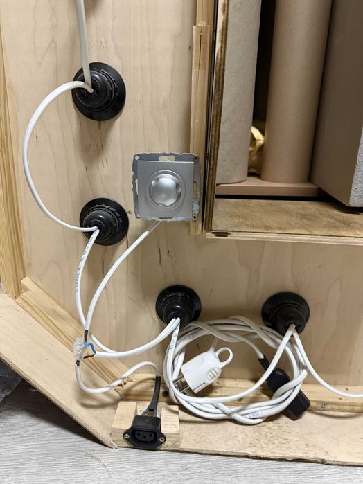 Об’ємні світлові ретро-букви