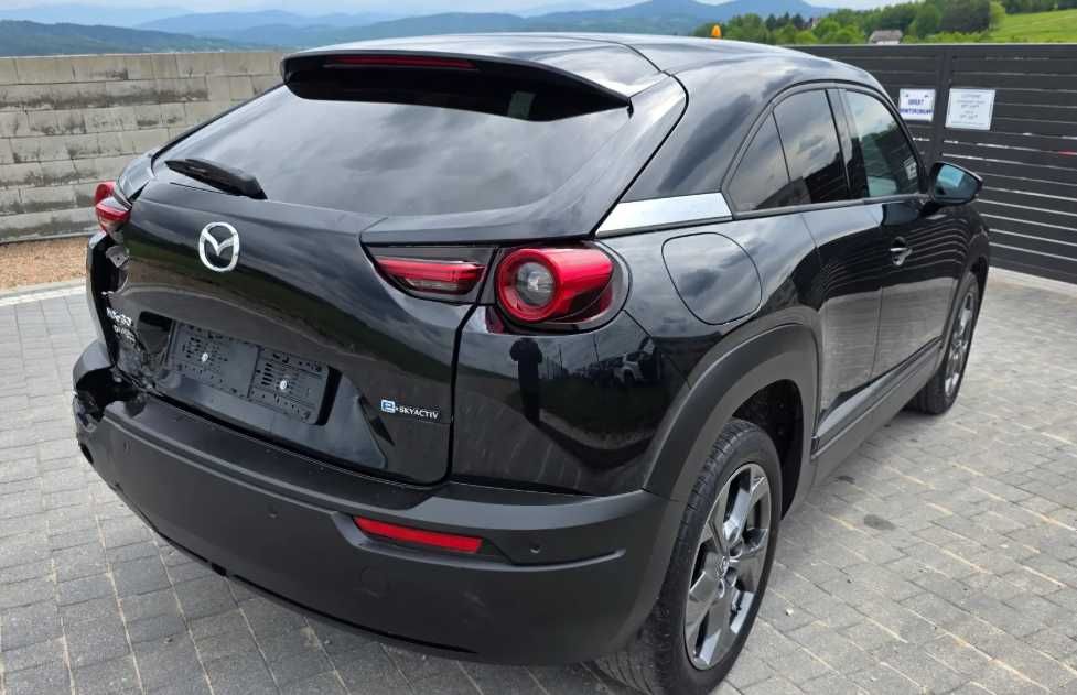 Бампер передній Mazda MX-30 розборка Mazda MX-30
