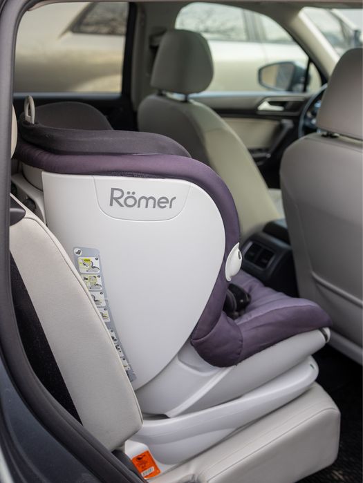 Дитяче автокрісло BRITAX-ROMER TRIFIX 9-18 кг