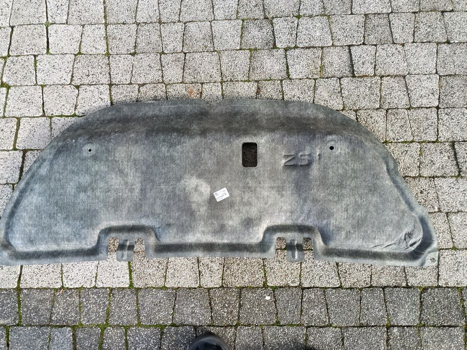 Wygłuszenie maski toyota Yaris IV