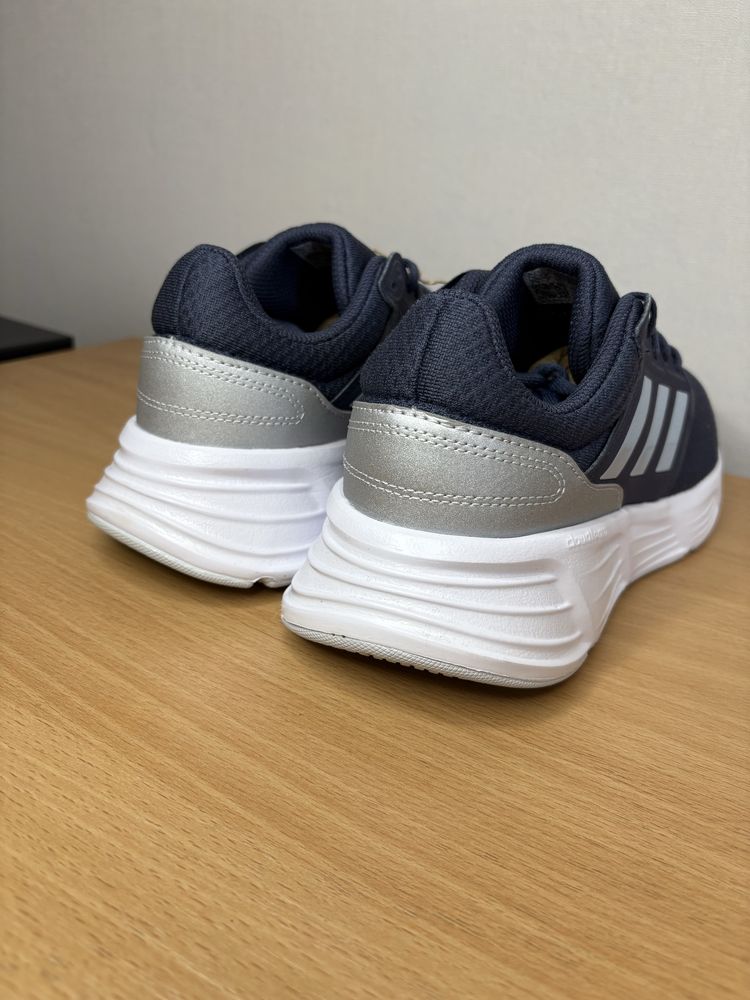 Кросівки Adidas Galaxy 6 оригінал (IE8137) 40,5