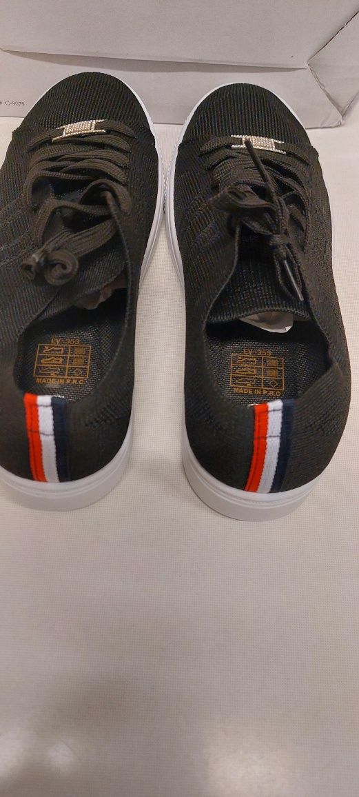 Tenis senhora novos