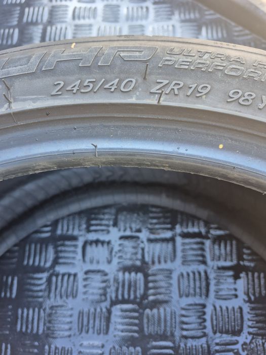 4 szt opon riken uhp 245/40R19 2023 rok