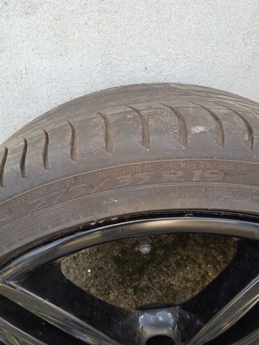 Felgi z oponami  BMW