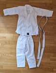 Nieużywany nowy strój karate kimono dla dzieci decathlon rozmiar  120