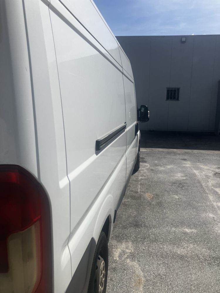 Peugeot boxer com frio