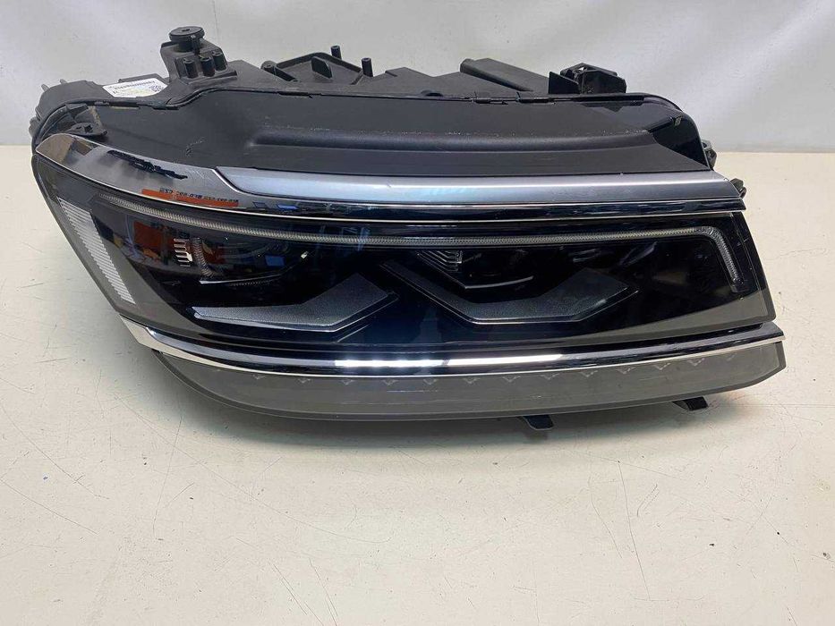Фара права Volkswagen Tiguan 2 Full Led тигуан 2 фулл лед б\у