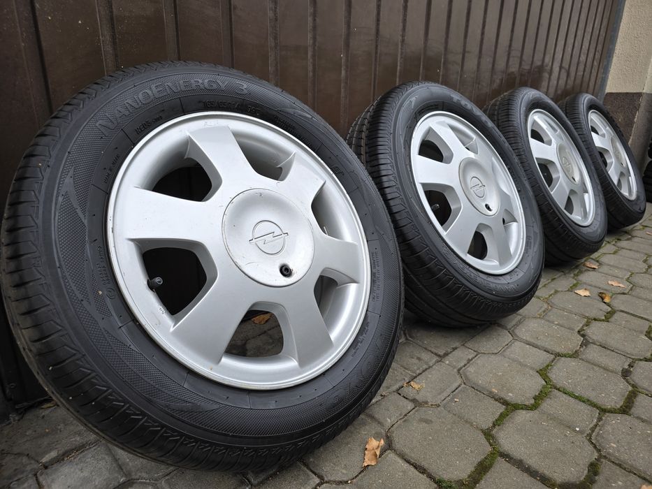 Felgi z oponami 165/65R14 Opel Agila 4x100 Suzuki Swift Alto Yaris