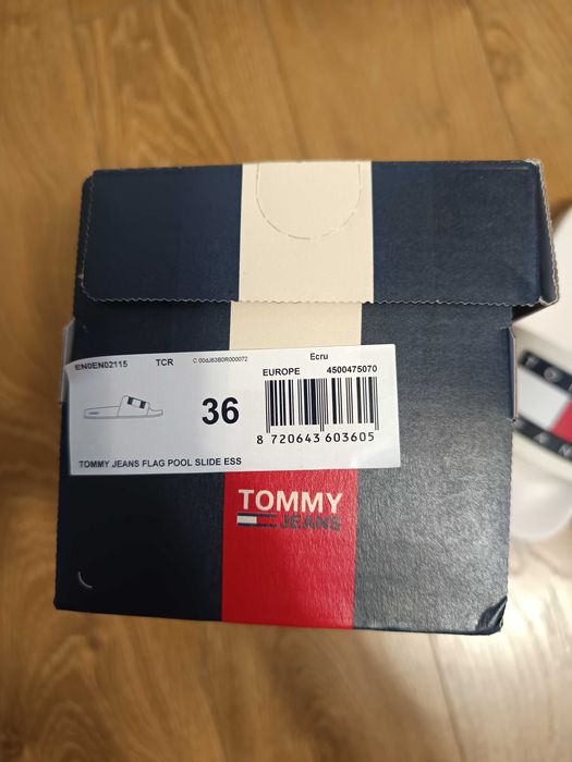 Klapki Tommy Jeans ecru roz 36