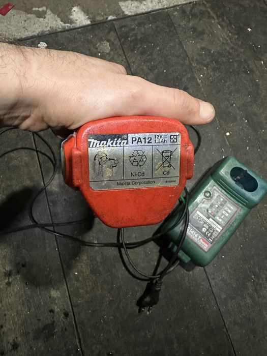 Makita шуруповерт рабочий