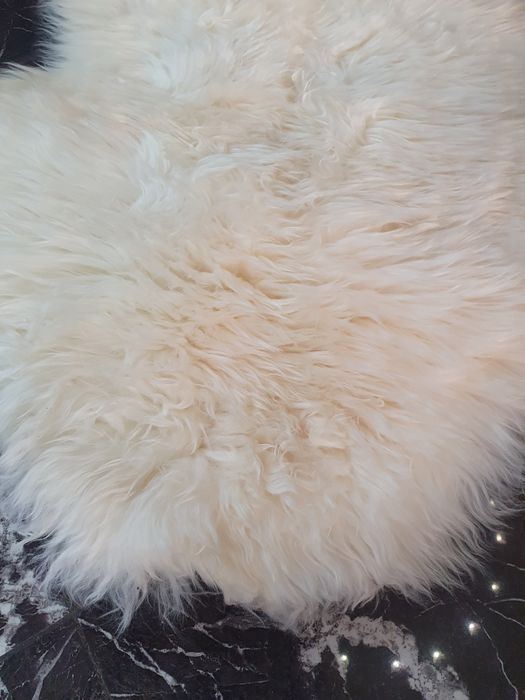 Меховой коврик овечка