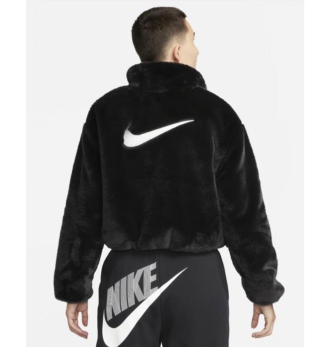 Куртка жіноча Nike Sportswear Swoosh Icon Clash Dv5139-010