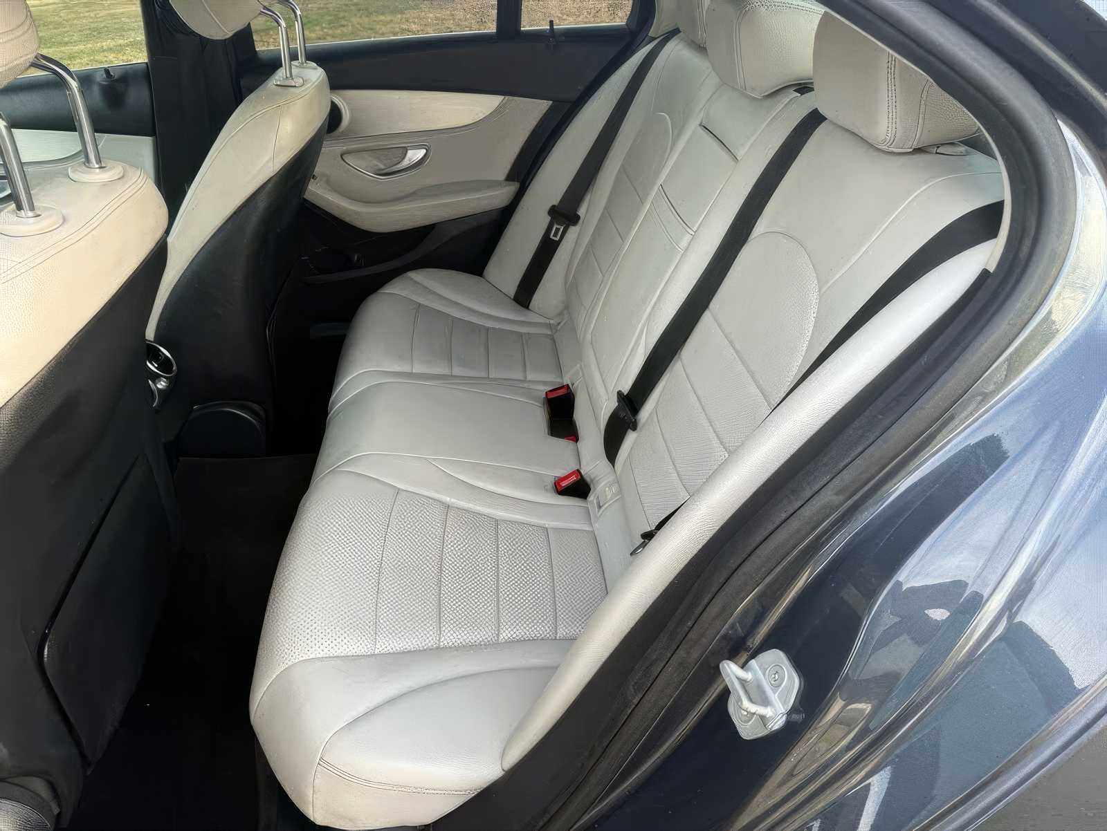 Mercedes-Benz C-Class 2015 • 2.0 бензин • Автомат • Одеса