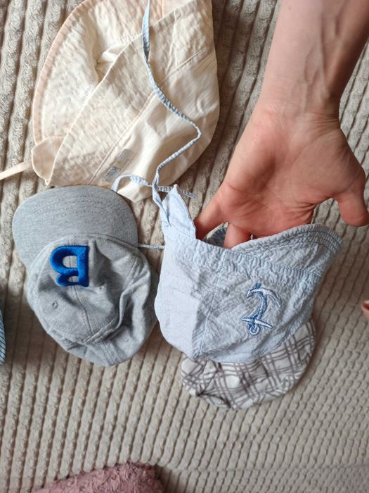 Zestaw 5 czapek letnich r. 68 muślinowa, kapelusz, z daszkiem H&M inne