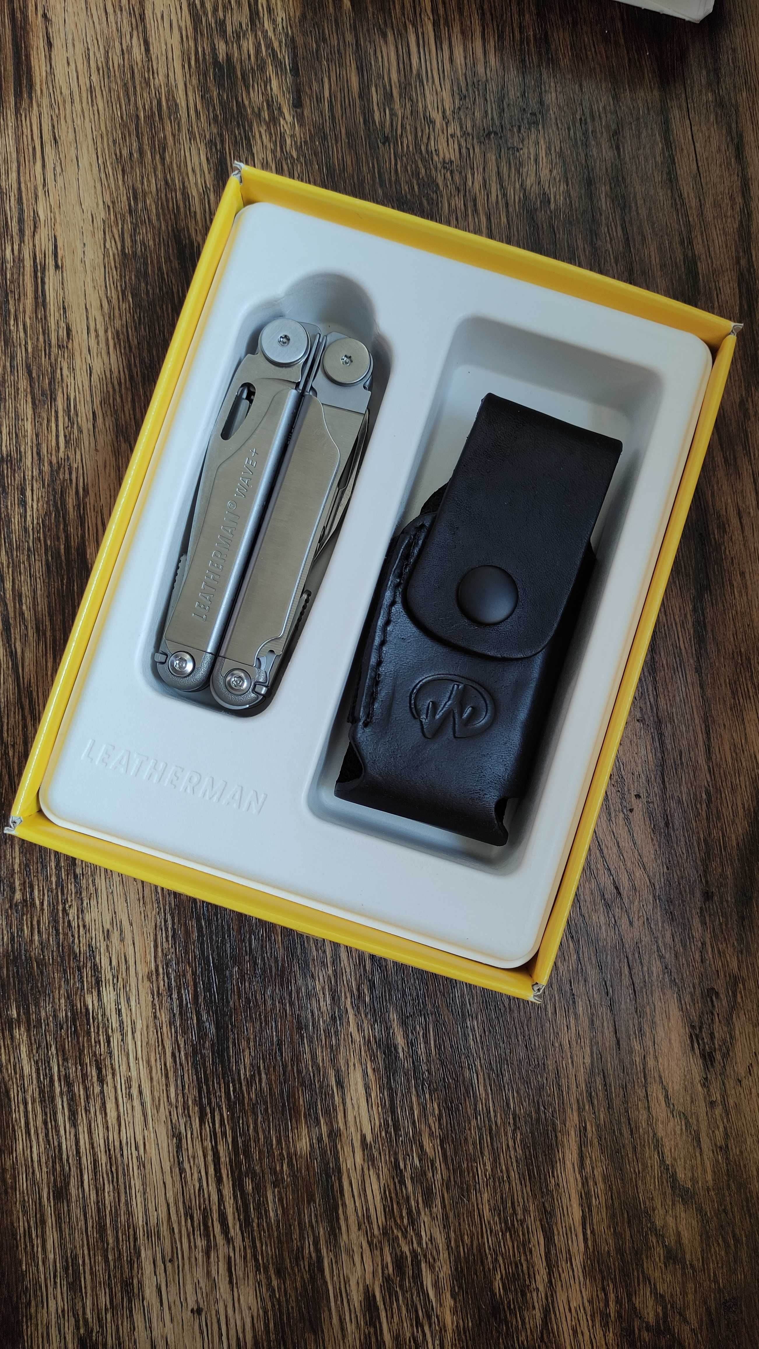 Multitool Leatherman Wave+ Polish Military - nowy