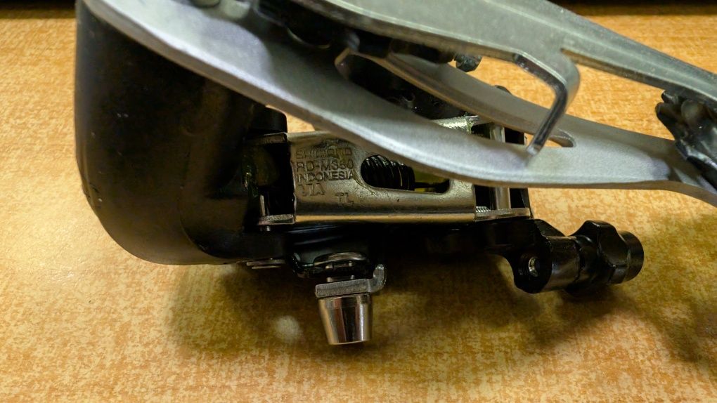 Переключатель велосипедный задний Shimano RD-M360 Acera