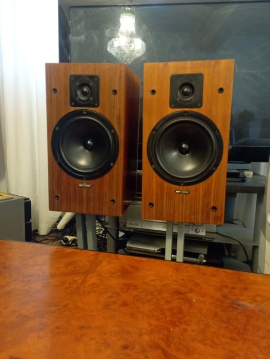 Colunas som Kef C series C60