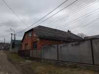 Продаємо будинок з ділянкою центр Свалява Закарпатської