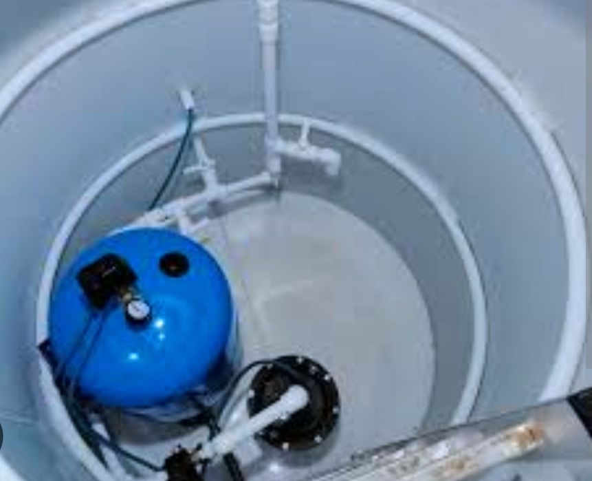 Монтаж водяних гідрофорів та насосів,заміна груш та реле!